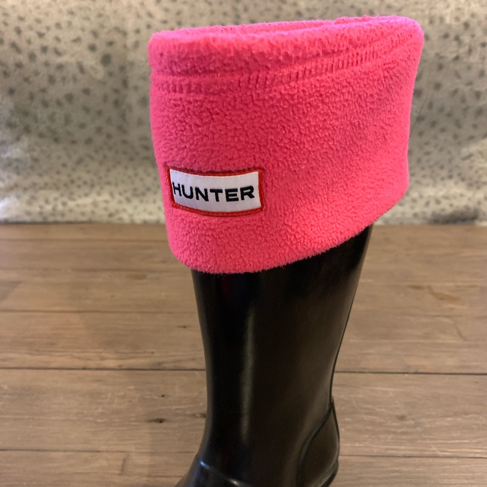 Hunter girls tall pink fleece cuff wellies rain boots socks (sz small 1-3)